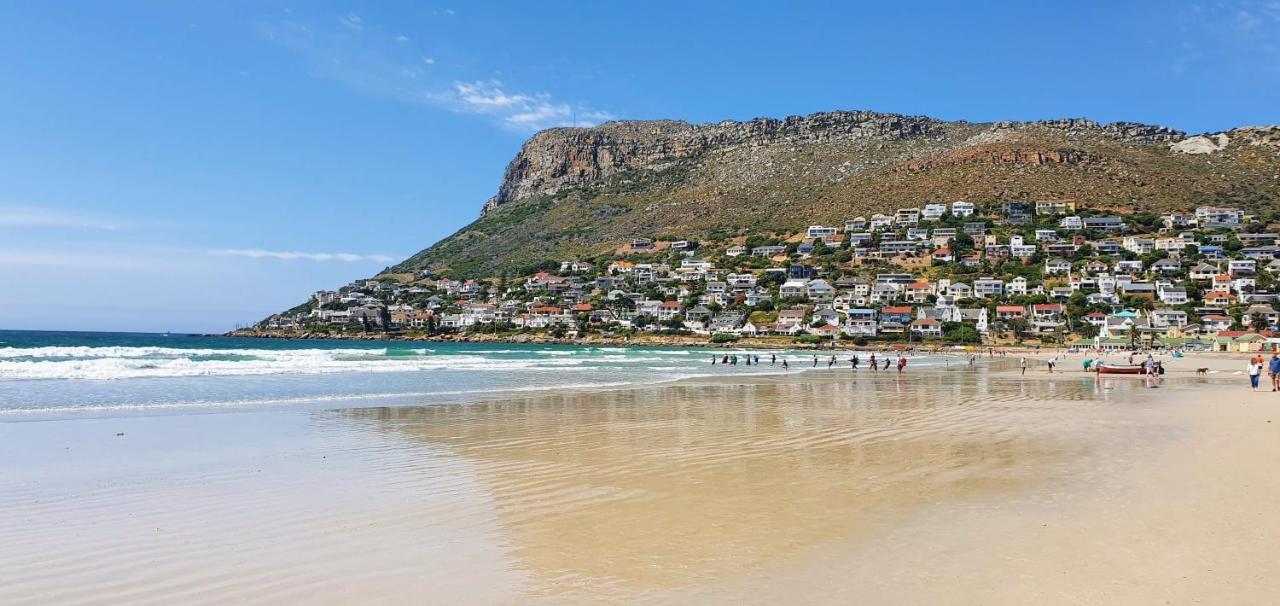 Admiralty Bed & Breakfast Muizenberg Exterior photo