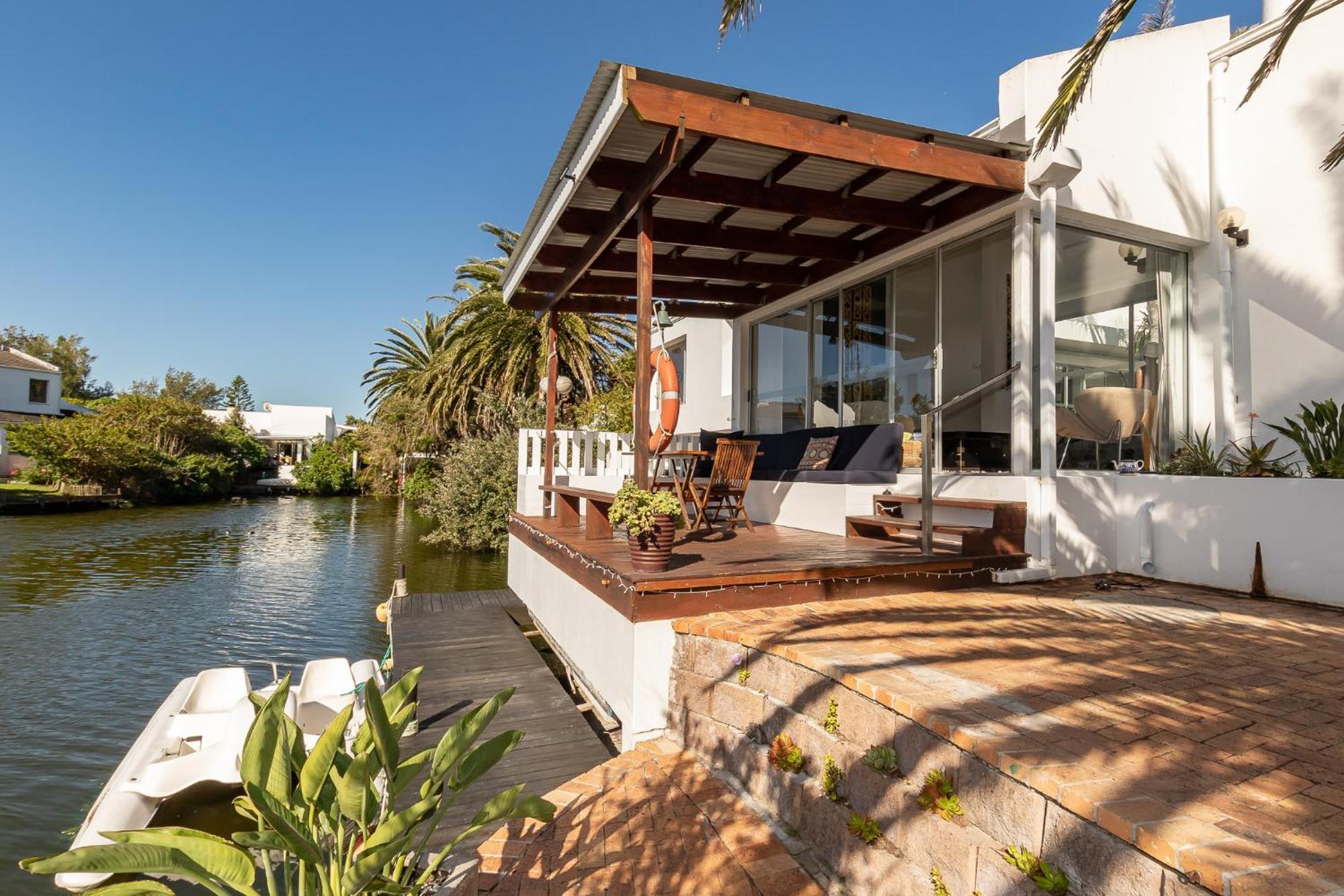 Admiralty Bed & Breakfast Muizenberg Exterior photo