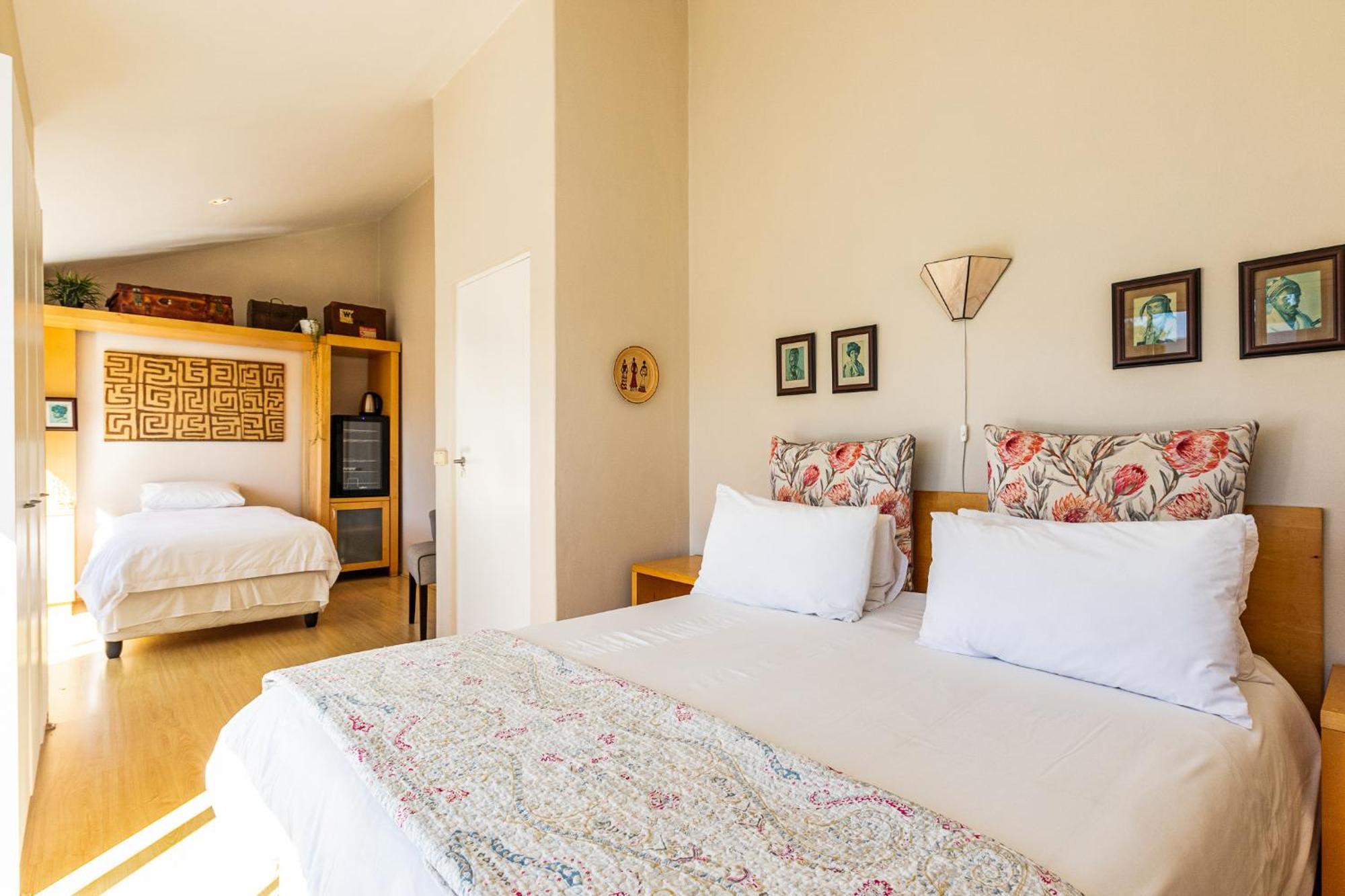 Admiralty Bed & Breakfast Muizenberg Exterior photo