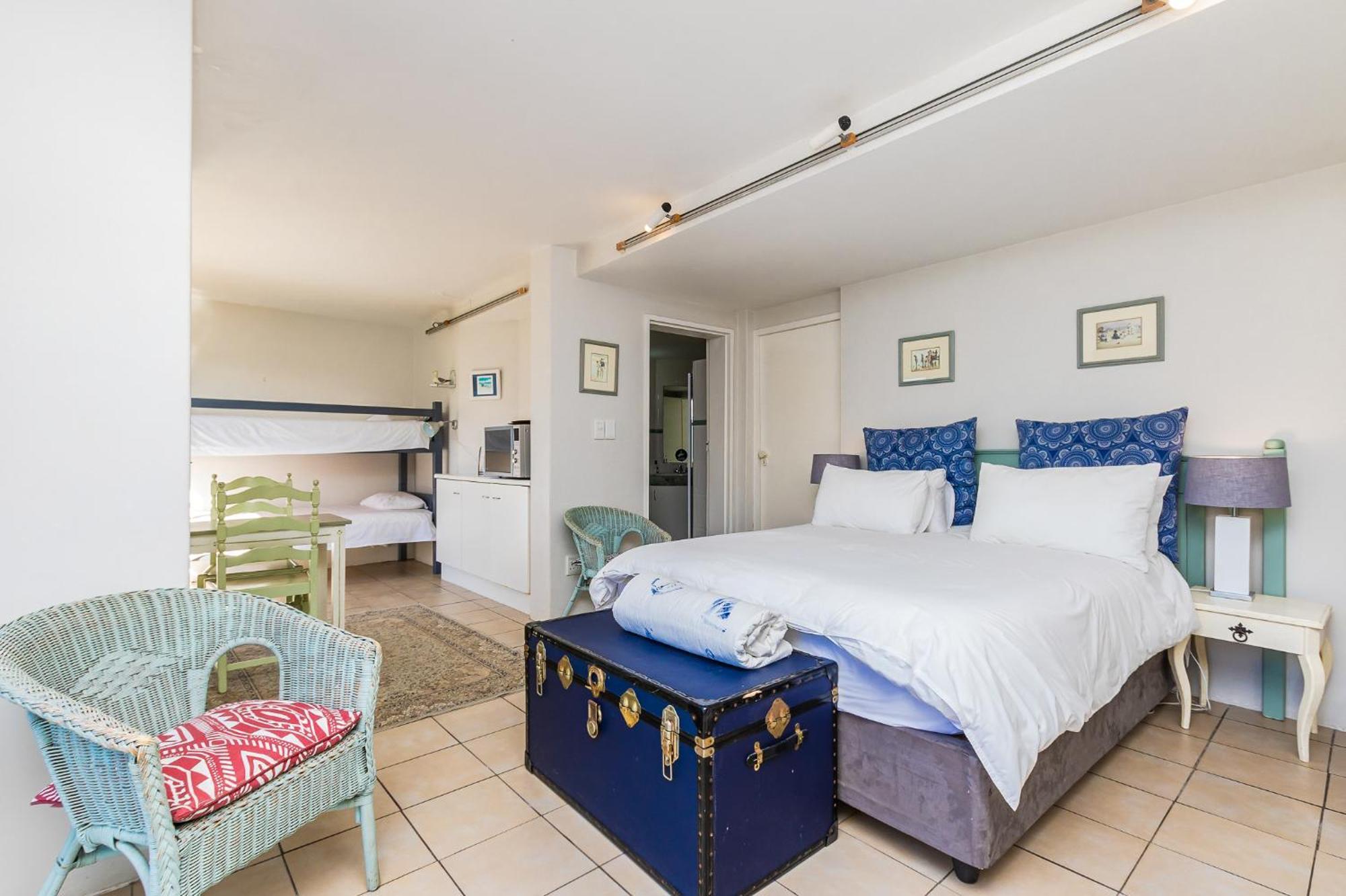 Admiralty Bed & Breakfast Muizenberg Exterior photo